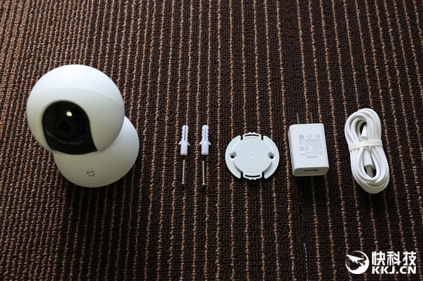 分辨率升级！199元米家智能摄像机云台版开箱图赏