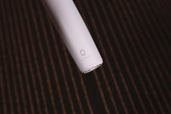 青春再升级! Oclean SE+青春版电动牙刷首发测试