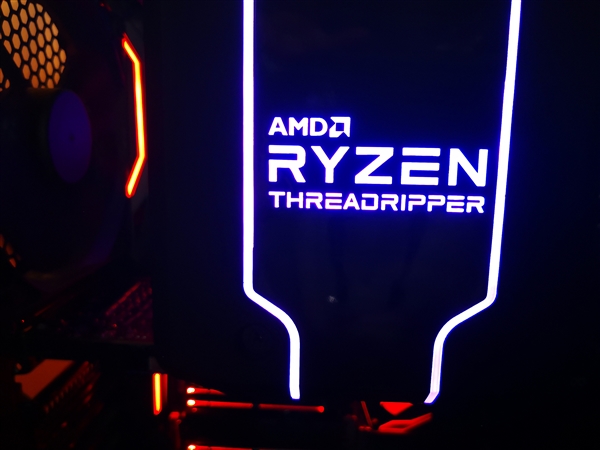 AMD 32核心热设计功耗达250W 酷冷至尊定制巨型散热器