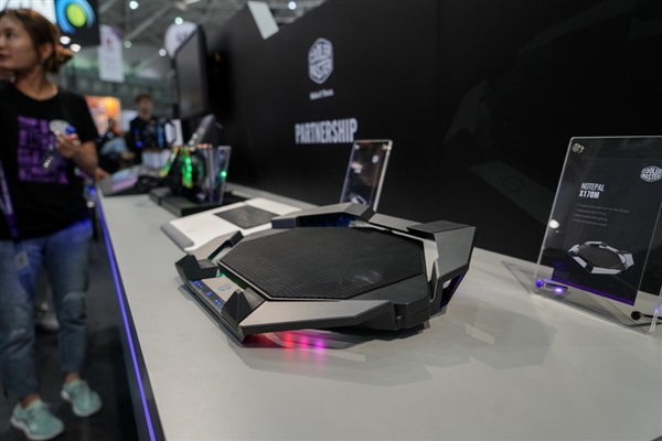 全球首创！酷冷至尊半导体水冷惊艳亮相