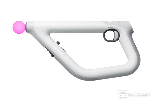 来不及解释了，快上车！林志颖喊你一起VR吃鸡！