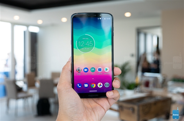 Moto Z3 Play发布：3200元