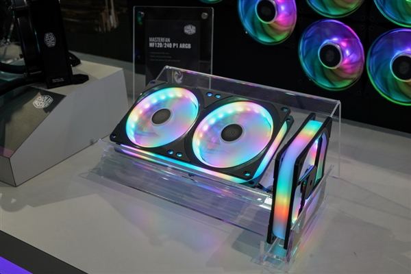 全球首创！酷冷至尊半导体水冷惊艳亮相
