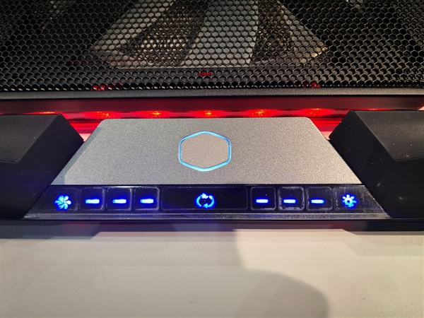 全球首创！酷冷至尊半导体水冷惊艳亮相