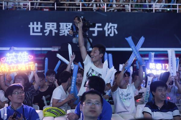 英特尔大师挑战赛激战成都：酷睿i7助草根逆袭职业战队