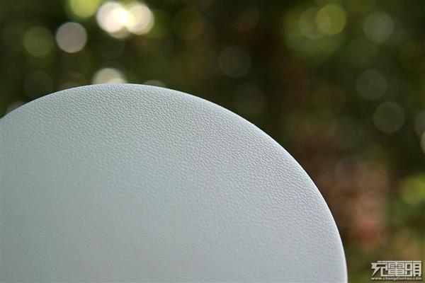 99元/10W快充 魅族无线充电器图赏