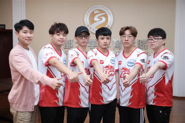 英特尔大师挑战赛激战成都：酷睿i7助草根逆袭职业战队