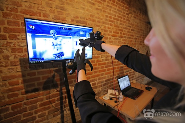 【8点7分】讽刺射击游戏《美国梦》推出更新 HTC Vive团队与Nanome合作进行STEM创新