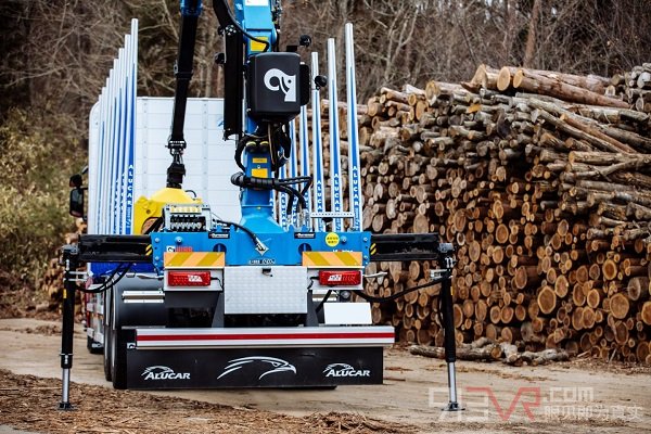 VR与卡车的交集 林业卡车用上VR系统