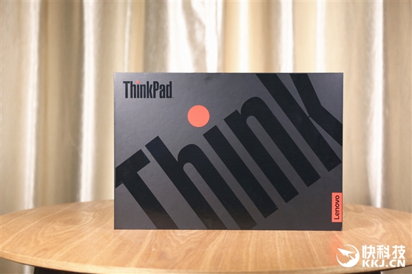 18999元！联想ThinkPad X1隐士开箱图赏：航空级碳纤维打造
