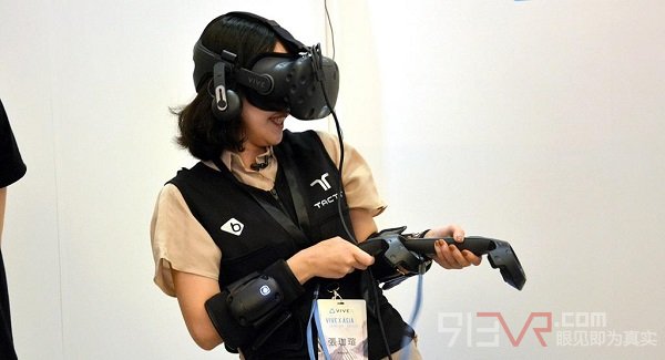 Bhaptics谈论了正在开发的VR集成触觉技术