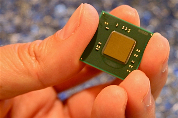 14nm产能告急 Intel Atom芯片奇缺货：买不到的厂商头疼
