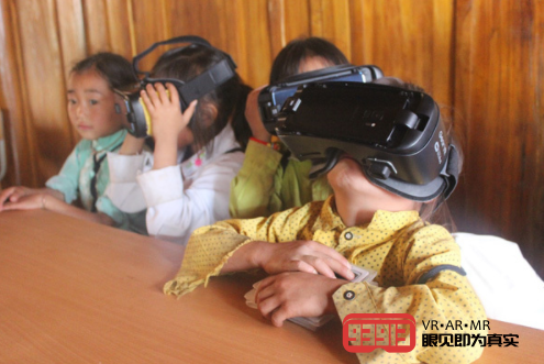 三星Vina公司采用VR技术让儿童体验宇航员的感觉
