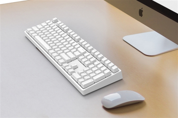 ikbc发布无线机械键盘W200、W210：续航6个月