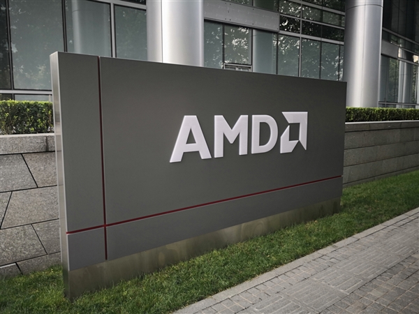 AMD正式发布Ryzen 9 3900X：世界首款12核心电竞CPU