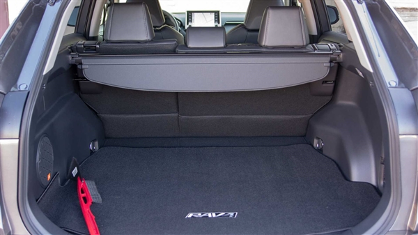 “硬派”SUV新选择 全新丰田RAV4将于10月份正式上市