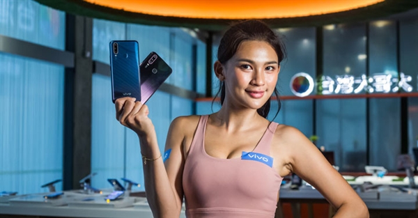 vivo Y17即将发售：5000mAh+NFC 1990元