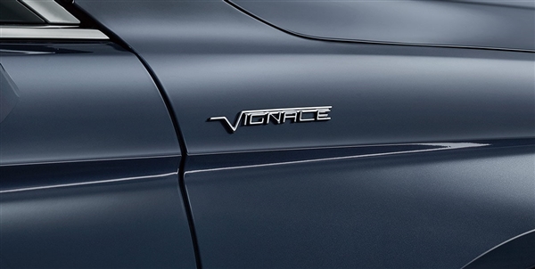 新增Vignale豪华版 福特新款金牛座售22.89万起：全系换装8AT