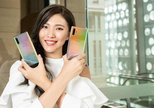 三星Galaxy Note 10系列发布：售价最高达9200元