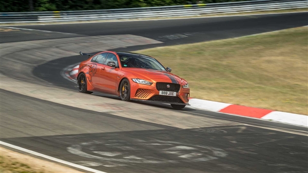 史上最快！捷豹XE SV Project 8再破纽北最速四门车记录
