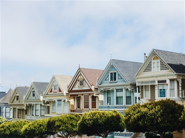 研究表明：把你的房子和邻居的房子比较会导致不满