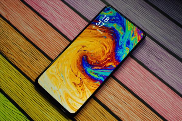 阳光下也能看得清 OPPO Reno2阳光护眼全景屏实测