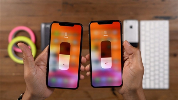 iPhone 11系列发布之后常程晒图：联想Z6系列＞iPhone 11系列