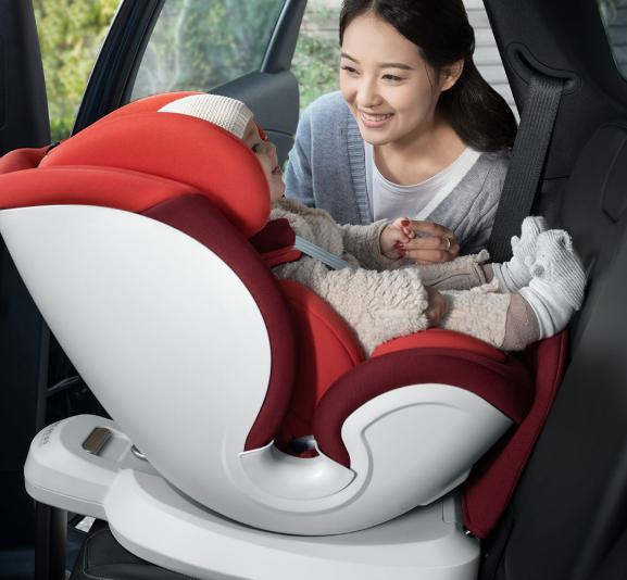 调皮宝宝的安全福利！小米众筹新品旋转儿童安全座椅上线