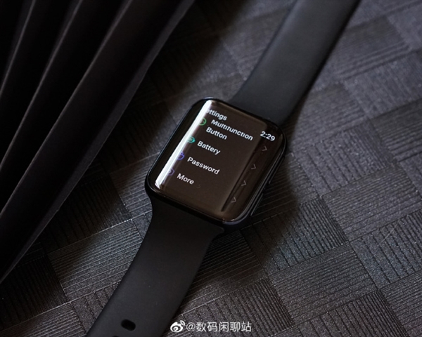 超大弧度曲面屏！绿厂首款智能手表OPPO Watch实拍照片曝光