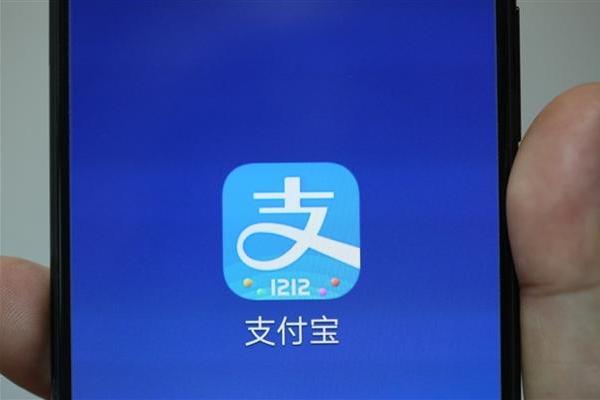 广东@广东首个!珠海斗门上线三色健康码 一码通行