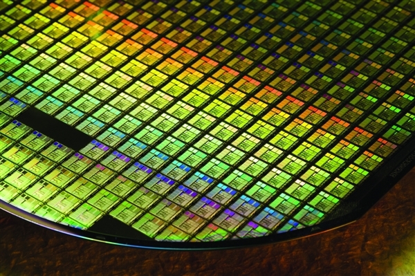 Intel、AMD推迟支持：DDR5内存明年杀到