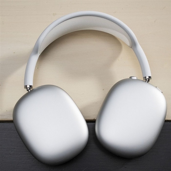 苹果公布AirPods Max维修价格：换电池520元