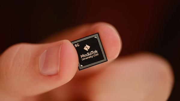 2020年手机往事：OV小米三分之势已成 华为荣耀前途难料