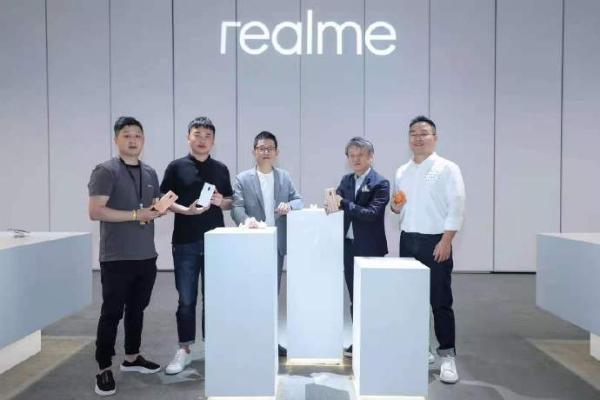 新机|realme新机官宣 无印良品设计师打造