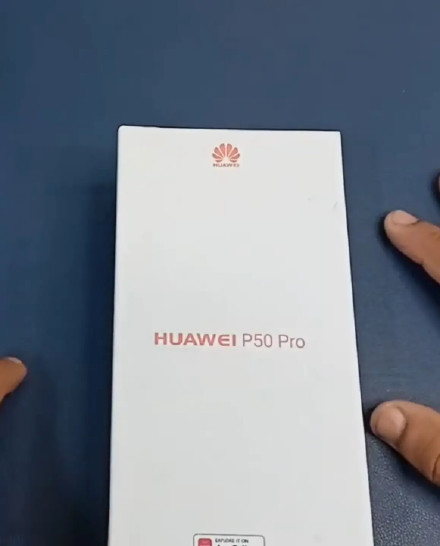 真机来了！华为P50长这样