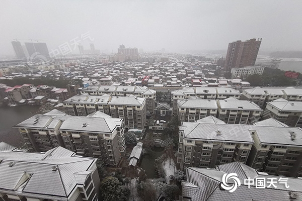 湖南迎2021年首场降雪 今天仍有雨雪“冻”感十足