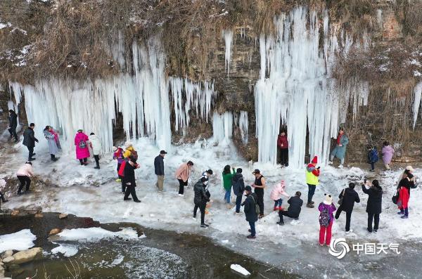 冷空气再“发威” 一组图带你看极寒天气下的独特景观