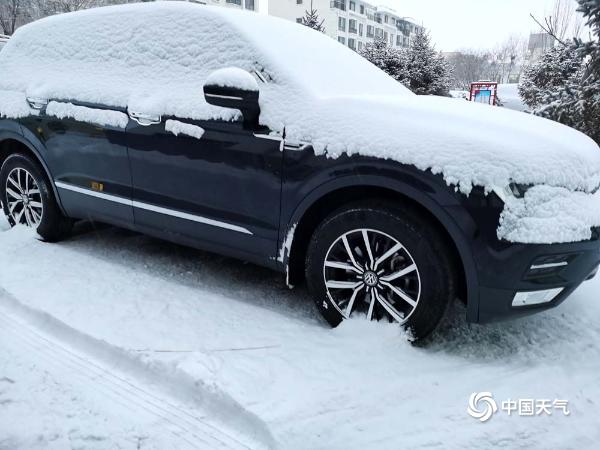 甘肃酒泉降雪 银装素裹冬韵浓