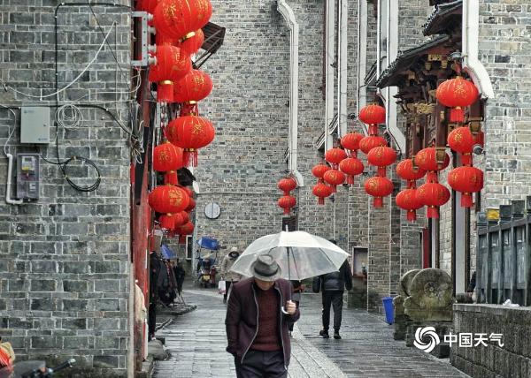 贵州黎平大红灯笼高高挂 ​革命古城年味浓