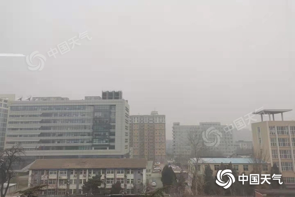 今天雾霾扰北京 明天将现沙尘阵风7级