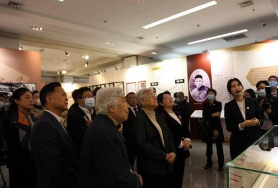 “家国情怀寄尺素——江门五邑银信（侨批）专题展”在北京开幕