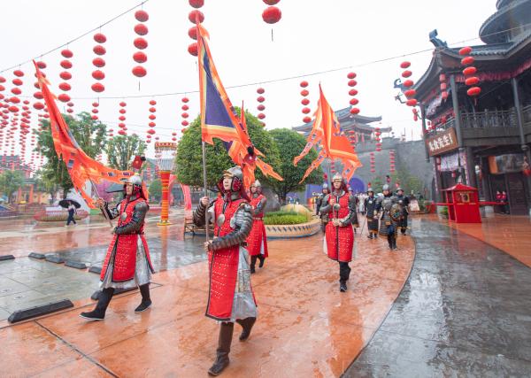 长沙方特东方神画五一将推出“九州华裳聚方特”主题活动