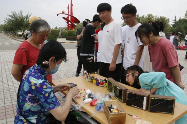 西安市非遗保护校园行走进陕西国防工业职业技术学院