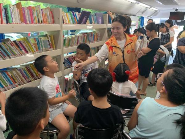 湖南长沙：着力构建城乡一体化全民阅读生态