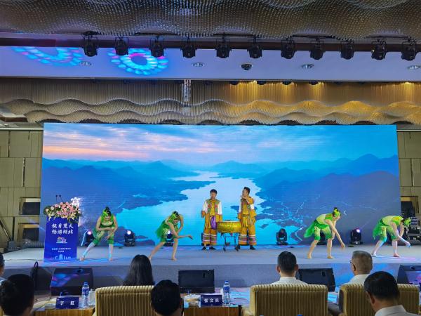 湖北文化旅游推介会在湖南长沙举办 推介灵秀山水和荆楚文化