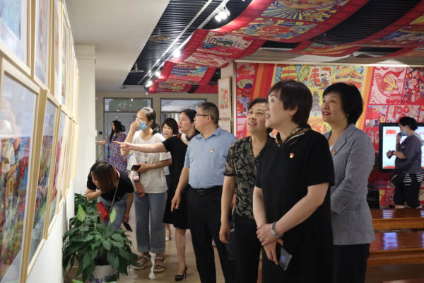 河南：200余幅优秀少儿绘画作品展现“童心向党”