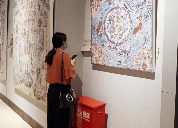 敦煌壁画艺术精品公益巡展在重庆开展