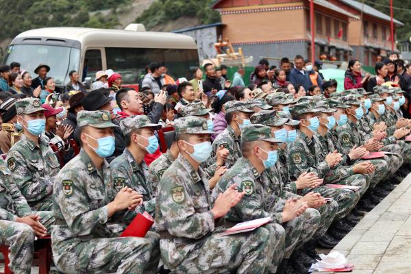 荆楚“红色文艺轻骑兵”再上雪域高原