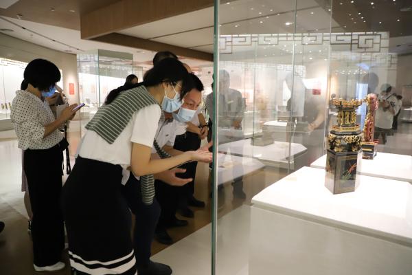 来广西南宁博物馆，走进潮州木雕的世界！