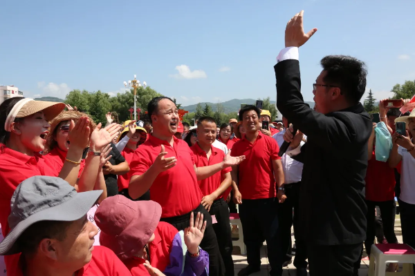 6000名甘肃清水观众现场欣赏国交基层演出